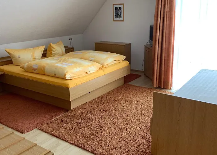 Ferienhaus-hirschrudel-ferienwohnung-2 * Katzow